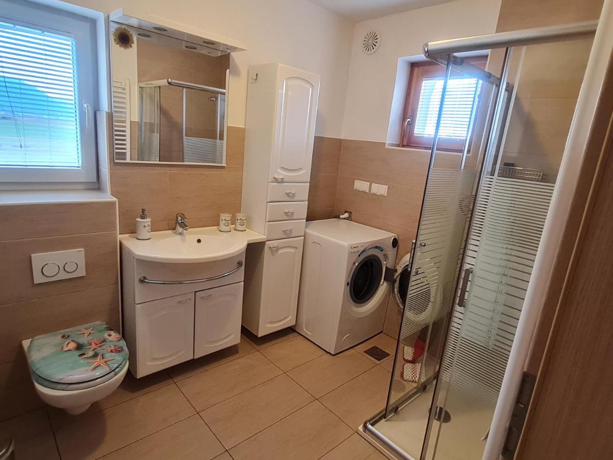 Apartma Ranc Luze Kranj Eksteriør bilde